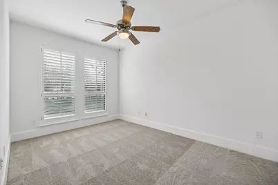 2606 Shelby Avenue #304, Dallas, TX 75219 - Photo 24