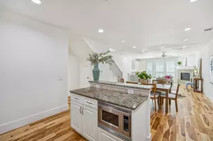 2606 Shelby Ave, Dallas, TX 75219 - Photo 8