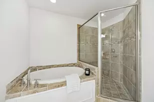 2606 Shelby Ave, Dallas, TX 75219 - Photo 18