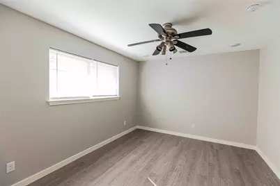 2309 Hillside Lane, Carrollton, TX 75006 - Photo 16