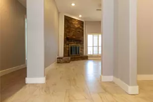 2309 Hillside Ln, Carrollton, TX 75006 - Photo 4