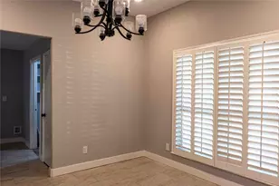 2309 Hillside Ln, Carrollton, TX 75006 - Photo 10