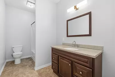 1205 Avenue B, Lacy Lakeview, TX 76705 - Photo 22