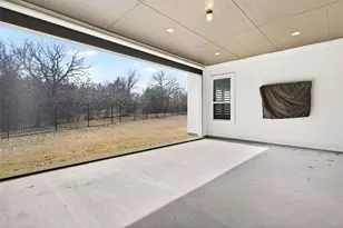 2105 Foxborough Trail, Flower Mound, TX 75028 - Photo 32