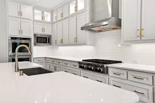 2105 Foxborough Trail, Flower Mound, TX 75028 - Photo 8