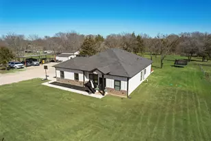 14240 Co Rd 354, Terrell, TX 75161 - Photo 1