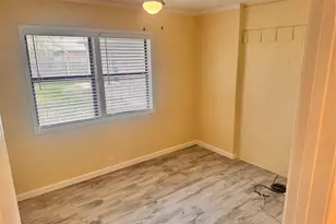 914 W Hunt St, Sherman, TX 75092 - Photo 10