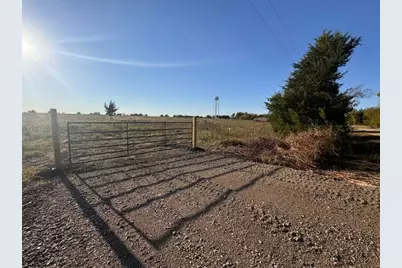 2497 County Road 3320 #2, Pecan Gap, TX 75469 - Photo 4