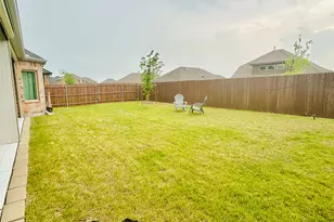 1232 Xeresa Dr, Little Elm, TX 75068 - Photo 10