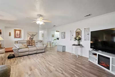 201 Colonial Circle, Athens, TX 75751 - Photo 6