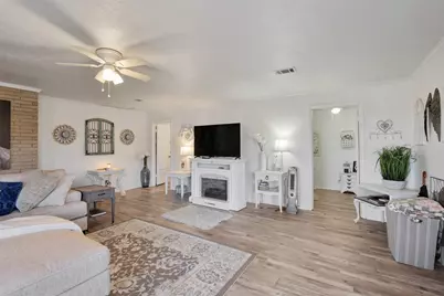201 Colonial Circle, Athens, TX 75751 - Photo 18