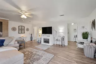 201 Colonial Cir, Athens, TX 75751 - Photo 18