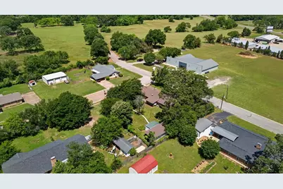 201 Colonial Circle, Athens, TX 75751 - Photo 34