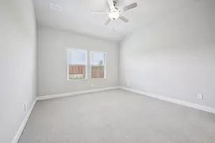 818 London Town Ln, Princeton, TX 75071 - Photo 16