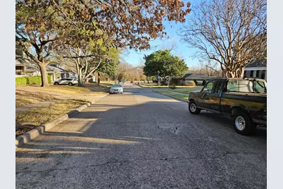 816 Kirkwood Drive, Dallas, TX 75218 - Photo 4