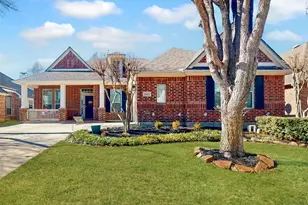 6869 Shoreview Dr, Grand Prairie, TX 75054 - Photo 2