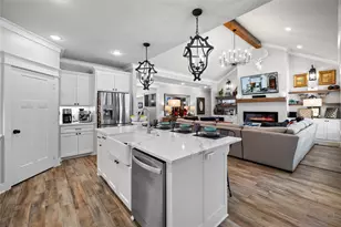 14681 Woodland Creek, Tyler, TX 75706 - Photo 16