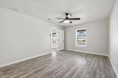 800 Wyatt Street, Waxahachie, TX 75165 - Photo 10