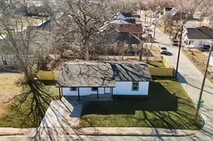 800 Wyatt St, Waxahachie, TX 75165 - Photo 18