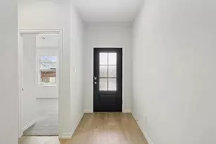 1019 Emberwood Dr, McKinney, TX 75069 - Photo 4