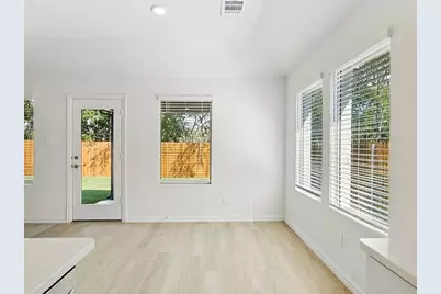 1019 Emberwood Drive, McKinney, TX 75069 - Photo 6