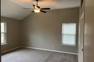 2462 Claremont Dr, Grand Prairie, TX 75052 - Photo 6