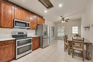 10301 Nantucket Dr, Savannah, TX 76227 - Photo 12