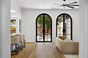 4736 Holly Tree Dr, Dallas, TX 75287 - Photo 2