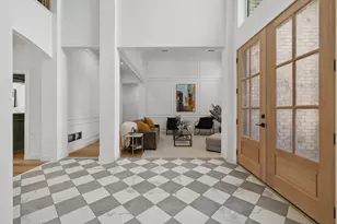 4736 Holly Tree Dr, Dallas, TX 75287 - Photo 18