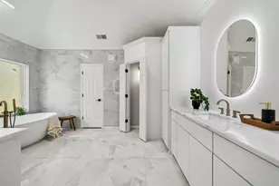 4736 Holly Tree Dr, Dallas, TX 75287 - Photo 24