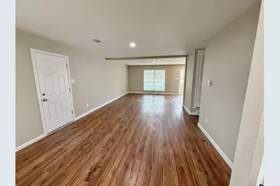 7428 Beckwood Drive, Fort Worth, TX 76112 - Photo 6