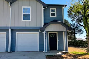 2624 S Fannin Ave, Denison, TX 75020 - Photo 1