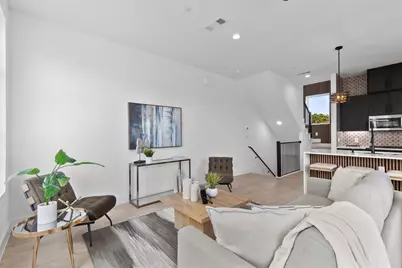 723 W 10th Street #102, Dallas, TX 75208 - Photo 12