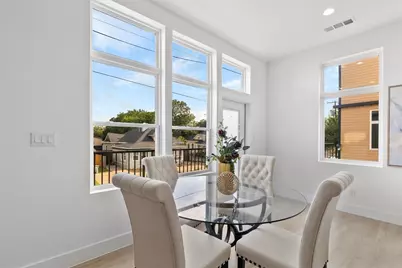 723 W 10th Street #102, Dallas, TX 75208 - Photo 16