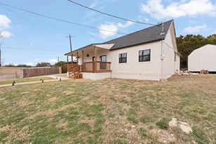 708 Litigation St, Glen Rose, TX 76043 - Photo 16