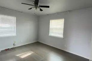 9122 Clearwater Dr, Dallas, TX 75243 - Photo 10