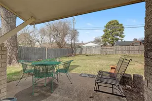 2009 Charleston Dr, Bedford, TX 76022 - Photo 22