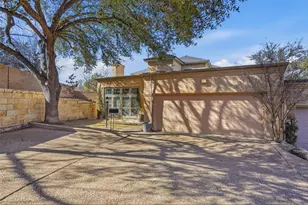 4548 Overton Terrace Ct, Fort Worth, TX 76109 - Photo 32