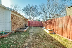 3114 Fairgate Dr, Carrollton, TX 75007 - Photo 24