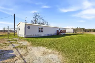 231 Seminole Trail, Weatherford, TX 76087 - Photo 4