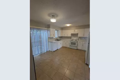 514 E Belt Line Road #B11, DeSoto, TX 75115 - Photo 10