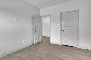 504 E Ball St, Tom Bean, TX 75489 - Photo 30