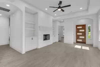 504 E Ball Street, Tom Bean, TX 75489 - Photo 16