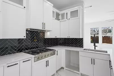 4107 Vineyard Drive, Dallas, TX 75212 - Photo 12