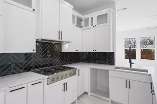 4107 Vineyard Dr, Dallas, TX 75212 - Photo 12