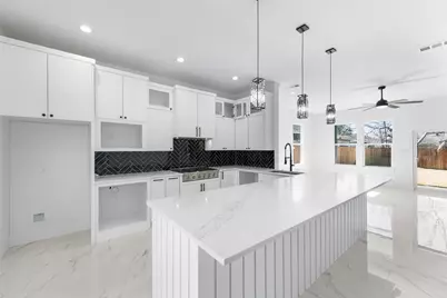 4107 Vineyard Drive, Dallas, TX 75212 - Photo 10