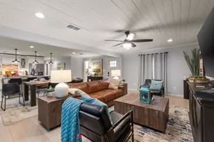 408 E Liberty St, Pilot Point, TX 76258 - Photo 6