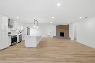 7076 Briarmeadow Dr, Dallas, TX 75230 - Photo 8