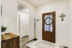 9733 Quail Pointe Rd, Aubrey, TX 76227 - Photo 8