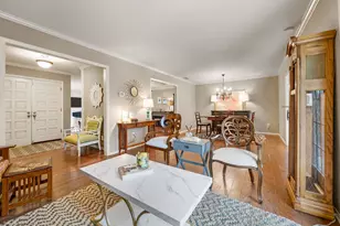 9741 Broken Bow Rd, Dallas, TX 75238 - Photo 10